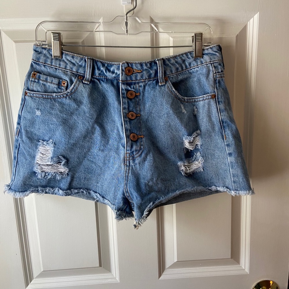 Forever 21 denim, multiple button shorts